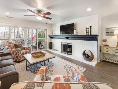 9210 Hawks Nest Drive, Gainesville, GA