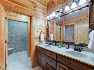 138 Lucius Lane, Cherry Log, GA