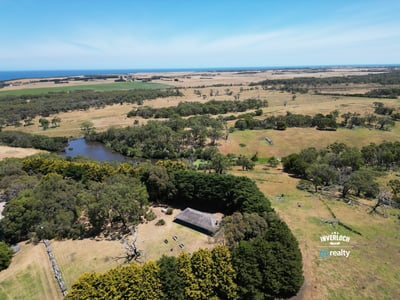 110 Drowleys Road, Inverloch, VIC