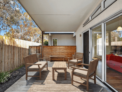 16 Park Street, Inverloch, VIC