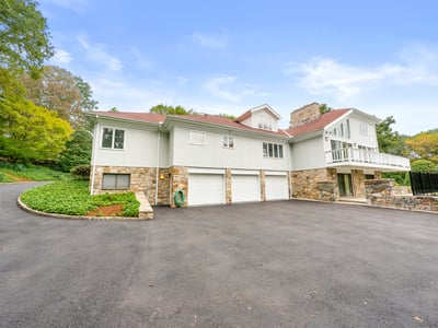 21 Harkim Road, Greenwich, CT