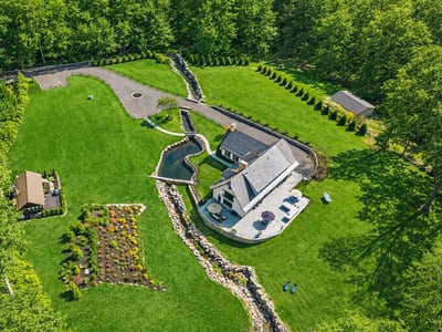 6 Carpenters Brook Road, Greenwich, CT