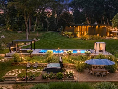 17 Pine Ridge Road, Woodbridge, CT
