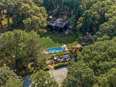 17 Pine Ridge Road, Woodbridge, CT