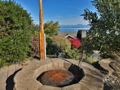 4694 Wrightsman, Clinton, WA
