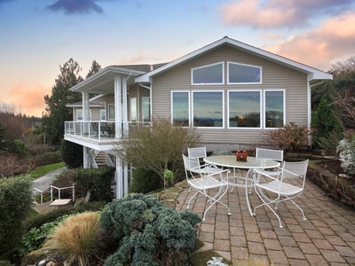 4694 Wrightsman, Clinton, WA
