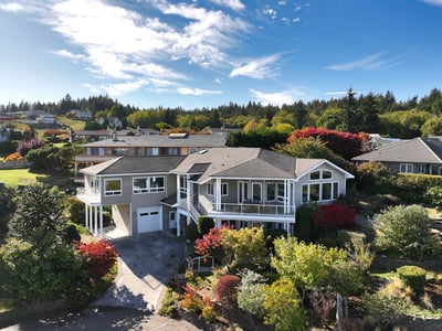 4694 Wrightsman, Clinton, WA