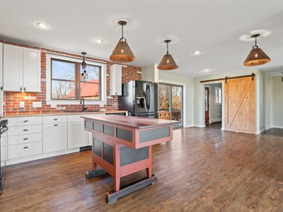 163 Drake Road, Lansing, NY