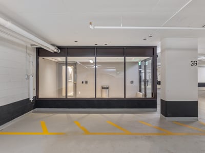 1 Strathgowan Ave suite 710, Toronto, ON