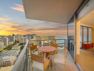 223 Saratoga Rd #3302, Honolulu, HI
