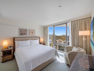 223 Saratoga Rd #3302, Honolulu, HI