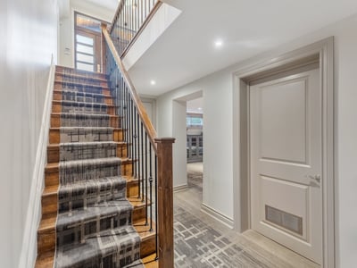 31 Ashwood Crescent, Toronto, ON