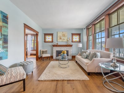 54 Wellington St, Lindsay, ON