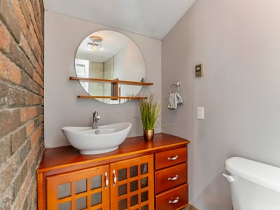 54 Wellington St, Lindsay, ON