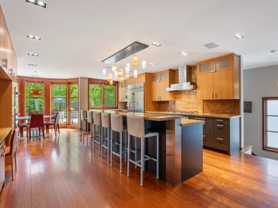24 Glenview Ave, Toronto, ON