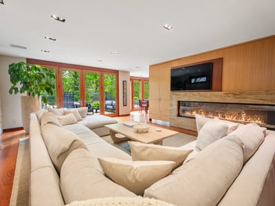24 Glenview Ave, Toronto, ON