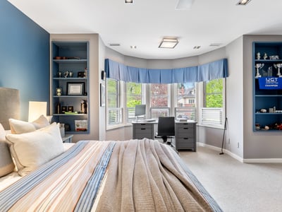 24 Glenview Ave, Toronto, ON