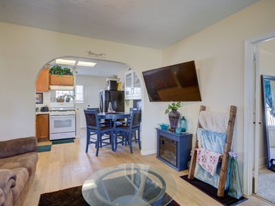 630 E Cook St, Santa Maria, CA