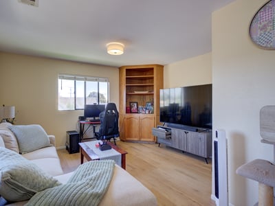 630 E Cook St, Santa Maria, CA
