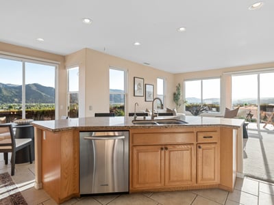 421 Via Corona, Buelton, CA