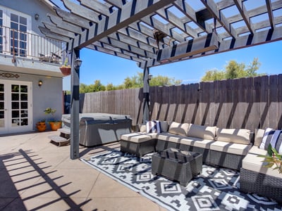 122 Pearwood Ave, Arroyo Grande, CA