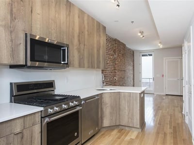 327 Adams St, Hoboken, NJ