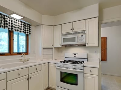 969 Beverly Avenue, Ambridge, PA