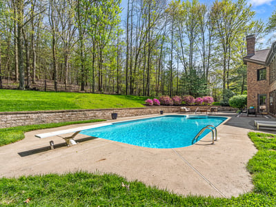 609 Lincoln Road, Bradford Woods, PA