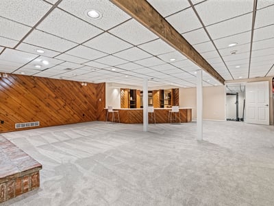 609 Lincoln Road, Bradford Woods, PA