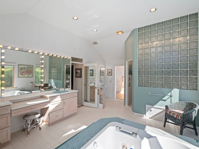 433 Heights Drive, Gibsonia, PA