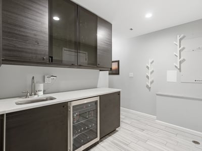 1611 Robin Court, Pittsburgh, PA
