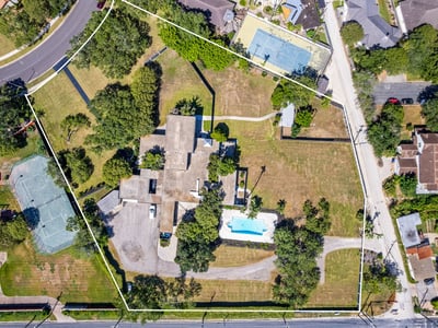 35 Hewit Dr, Corpus Christi, TX
