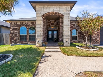 2429 Badlands Dr, Corpus Christi, TX