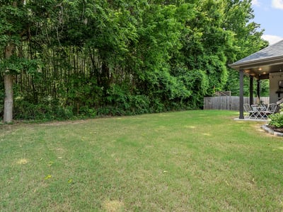 2823 N Whistle Post Dr, Fayetteville, AR