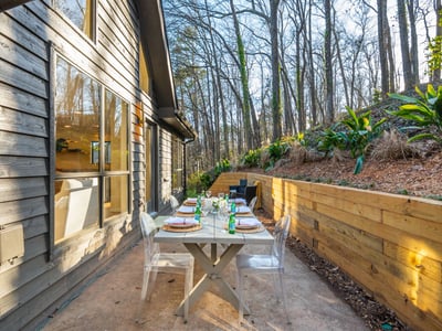475 Ramsdale Drive, Roswell, GA