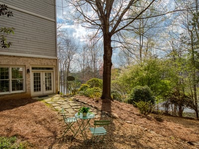 1325 Rolling Links Drive, Milton, GA