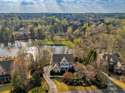 1325 Rolling Links Drive, Milton, GA