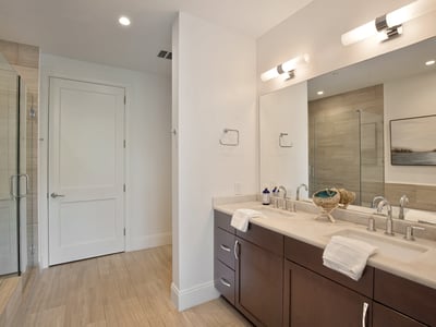 58 Canton Street, Unit #302, Alpharetta, GA