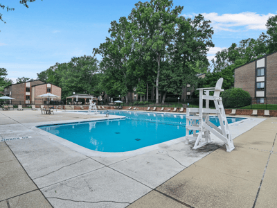 9700 Kingsbridge Drive, 202, Fairfax, VA