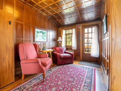 110 South Fairfield Street, Ligonier, PA