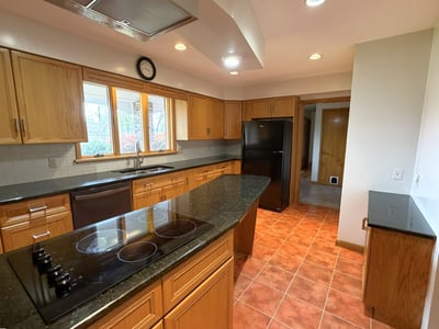 513 State Route 271, Ligonier, PA
