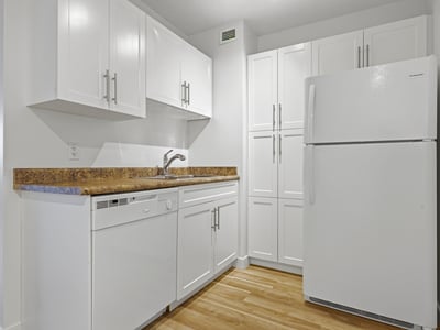 9710-105 Street NW, 703, Edmonton, AB