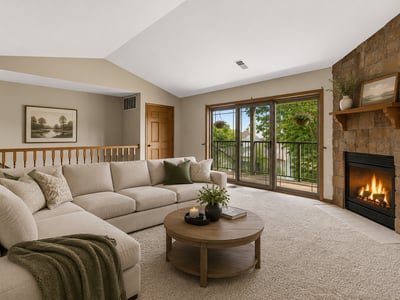 961 Spring Ct, West Bend, WI