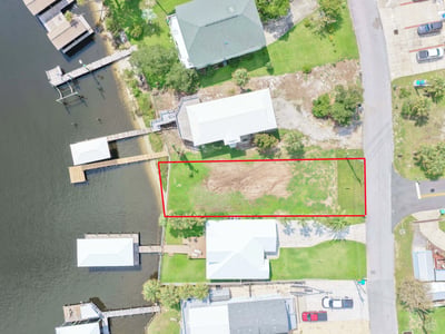 7304 S. Lagoon Drive, PANAMA CITY BEACH, FL