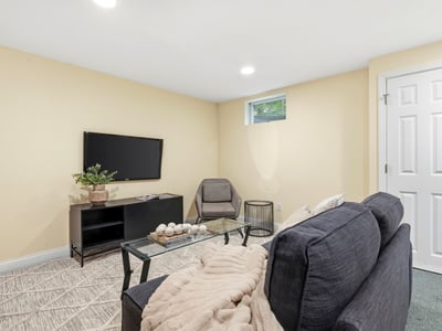 34 Pine Street, Newton, MA