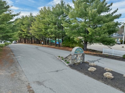 Greystone Village, Maple Leaf Village, Granite Post Green & Shel-Al, North Hampton, NH