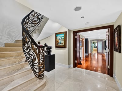7000 Island Blvd PH-02, Aventura, FL