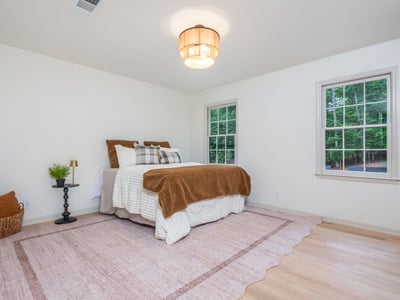 9460 Mistwater Close, Roswell, GA
