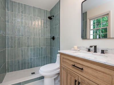 9460 Mistwater Close, Roswell, GA