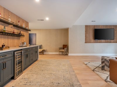 9460 Mistwater Close, Roswell, GA